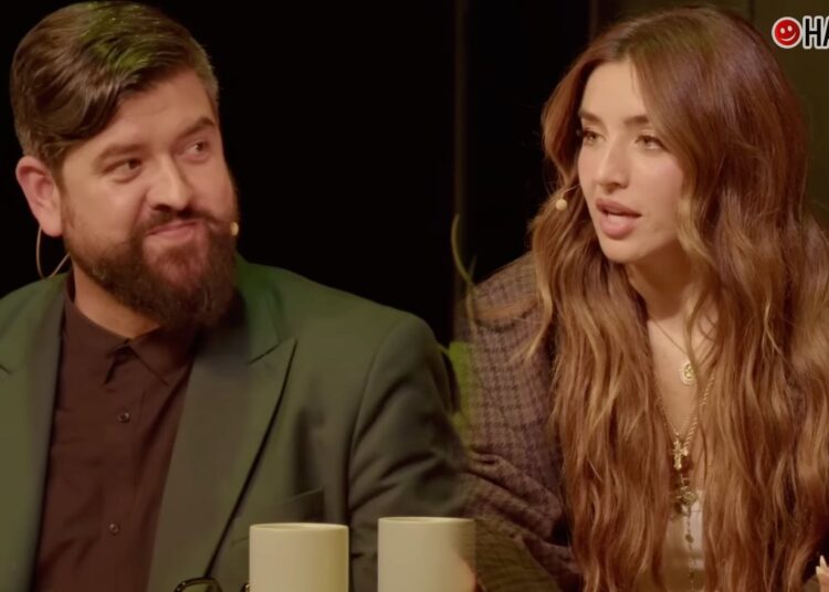 Manu Sánchez y Lola Índigo confiesan qué cantantes tenían prohibido imitar en 'Tu cara me suena'