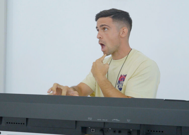 «Me encanta demostrar a la gente que todas las personas pueden cantar bien» – Periodismo ULL