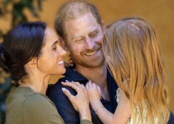 Meghan Markle publica fotos nunca antes vistas de la princesa Lilibet por su quinto cumpleaños