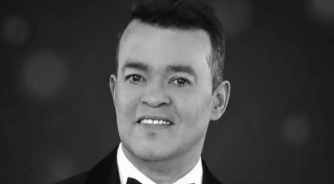 Murió el cantante Alex Bueno, intérprete de éxitos como Jardín prohibido y Qué cara más bonita