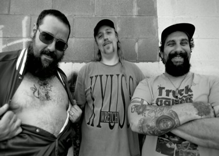 No pases Puff-Puff-Pass en el nuevo álbum de Bong Wizard
