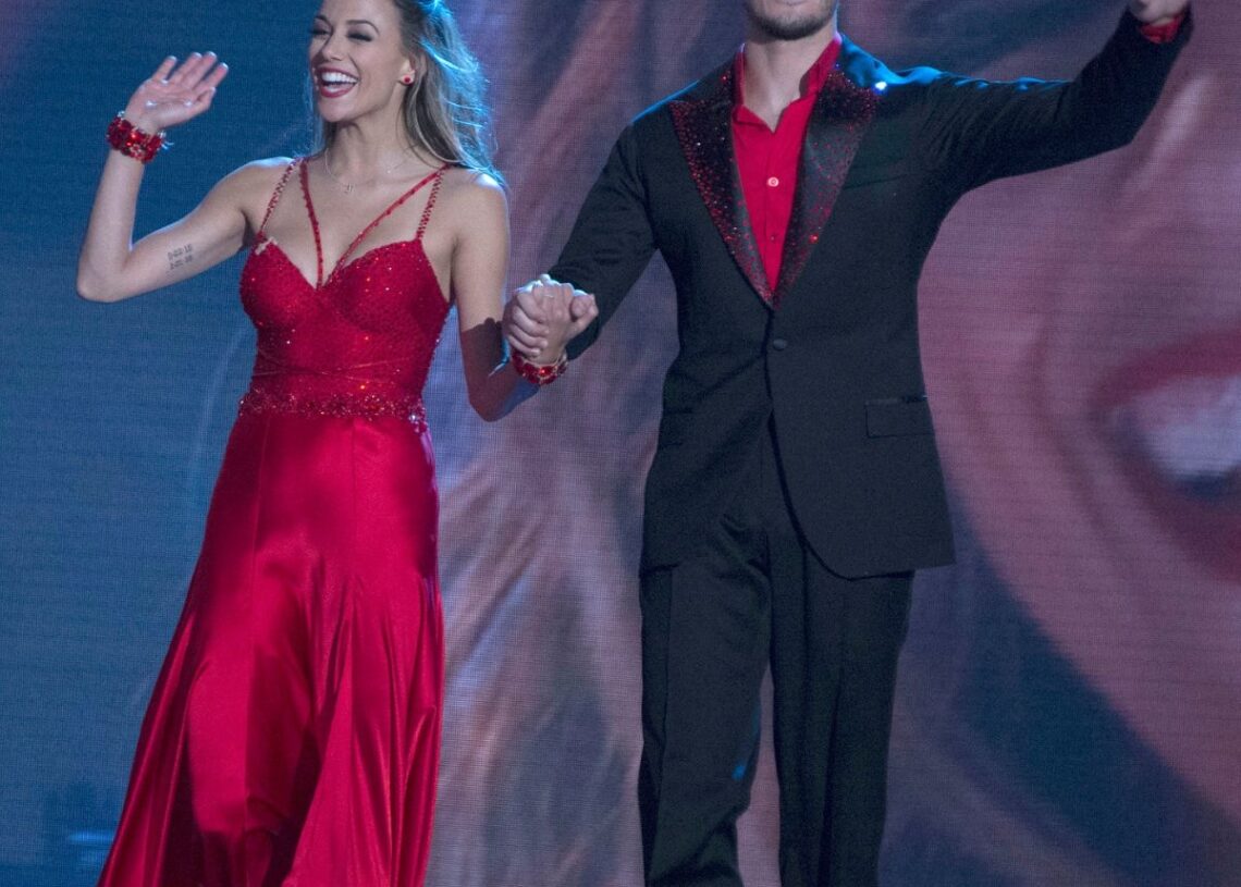 Por qué Jana Kramer casi deja de bailar con las estrellas