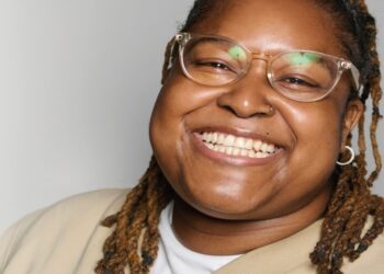 Remi Burgz de BBC Radio 1Xtra habla sobre las presiones que enfrentan los nuevos artistas para ser estrellas del pop 'completamente formadas' | Medios de comunicación