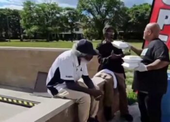 Se abre un nuevo restaurante y centro de eventos en Detroit centrado en la comida, el entretenimiento y la comunidad