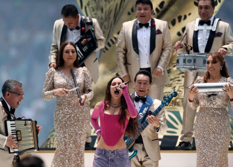 Belinda y Los Ángeles Azules en la inauguración del Mundial 2026.