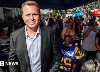 Mayoral candidate Spencer Pratt hosts a campaign "block party" event on 10th Avenue in Los Angeles