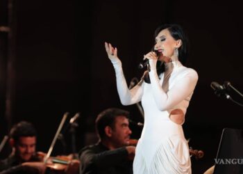 Susana Zabaleta y la Camerata de Coahuila deleitaron a saltillenses con los éxitos de Juan Gabriel