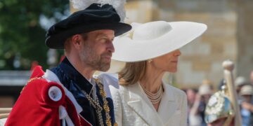 Un nuevo libro de fotografía contiene imágenes nunca antes vistas de la familia real británica