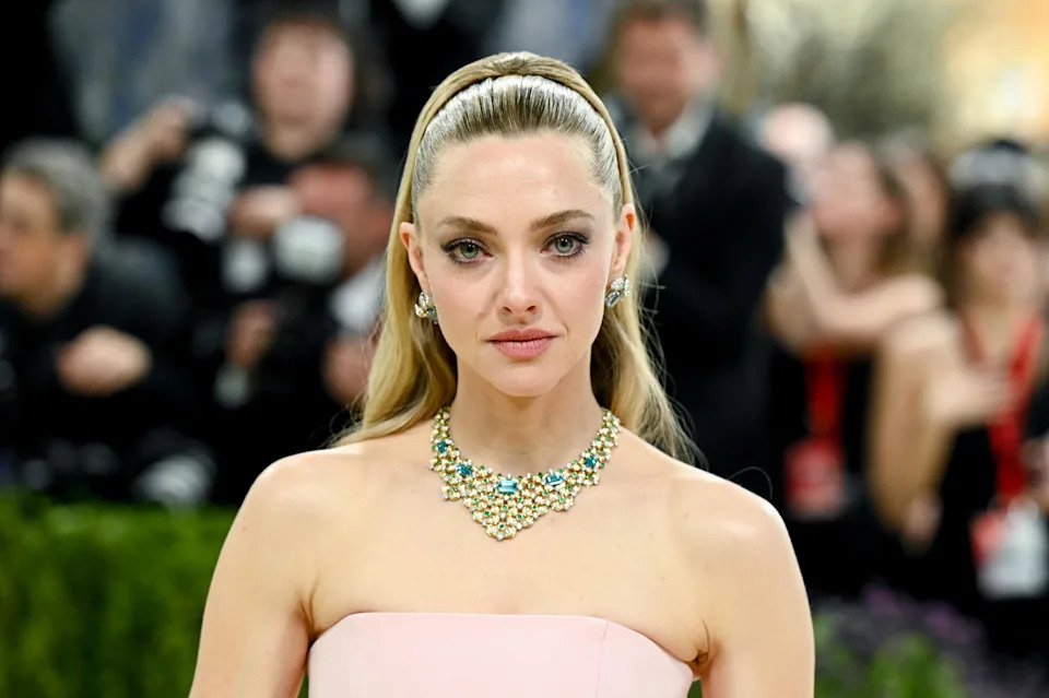 Amanda Seyfried en la celebración de la Met Gala 2026 "Arte De Vestuario" Celebrado en el Museo Metropolitano de Arte el 4 de mayo de 2026 en Nueva York, Nueva York.