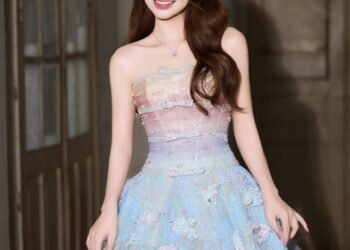 Hòa Minzy nói gì khi trúng cử BCH T.Ư Hội Liên hiệp Phụ nữ Việt Nam?- Ảnh 1.
