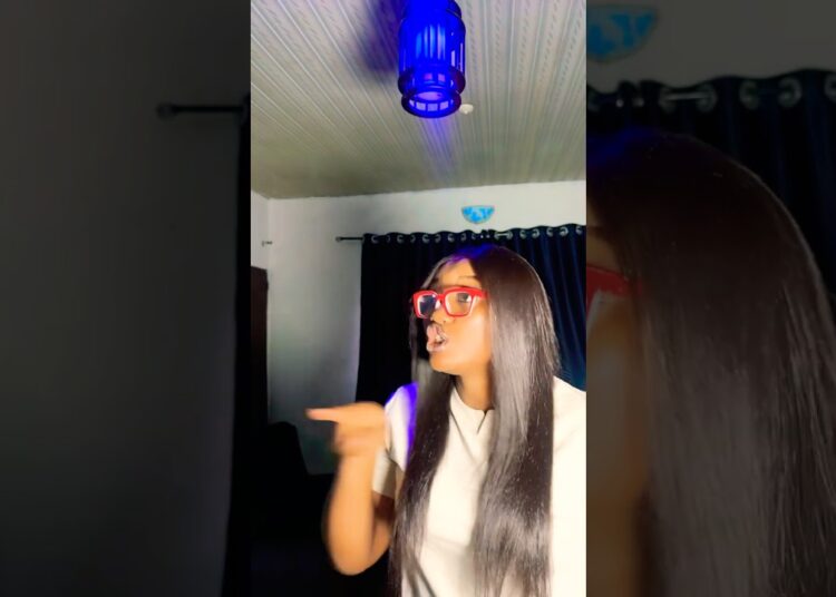 #youtubeshorts #funny #ytshorts #heyyyy #humor #gossip #makeuptutorial #relatable