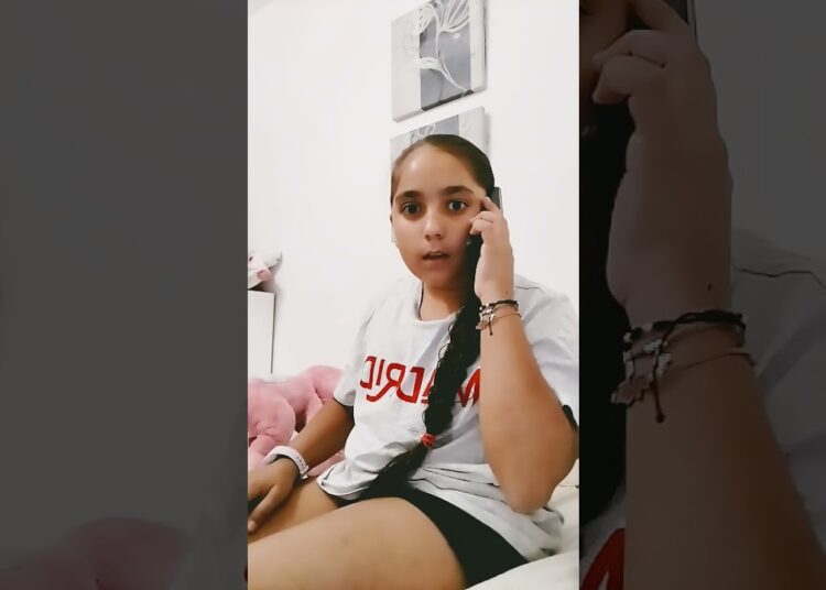 pov : cuando mi amiga tiene chismes