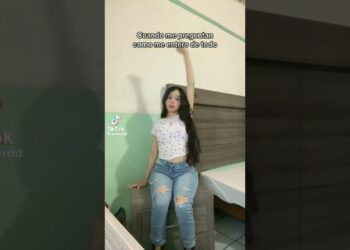 ami los chismes me caen del cielo🤣🤣🤣🤣