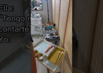 Todo listo✨️ para la sesión de chismes, digo para la sesión facial 🤭💕 Cupos limitados (786) 518-7342