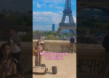 Musica em Trocadero #paris #europa