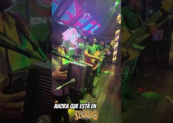 Rolita para iniciar la semana… #musica #regionalmexicano #norteño #cumbia