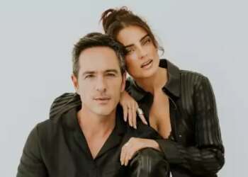Aislinn Derbez y Mauricio Ochmann