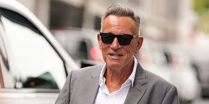 Bruce Springsteen dice que enfrentarse a Donald Trump lo convierte en un "patriota": "Amas tanto a tu país que estás dispuesto a mirarlo con claridad y reconocer sus fallos"