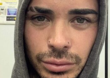 El cantante español Mario Jefferson confiesa con qué presentadora de TV3 "me enrollé" cuando se conocieron