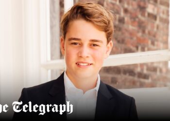 El príncipe George entra en la adolescencia en un nuevo retrato de cumpleaños