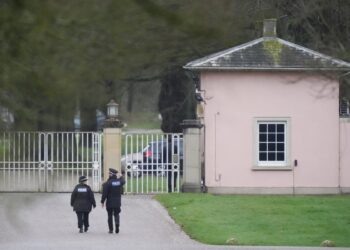 Los pagos salieron a la luz después de que Andrew se vio obligado a abandonar su Royal Lodge y mudarse a Marsh Farm en la finca King's Sandringham en Norfolk (Jonathan Brady/PA)