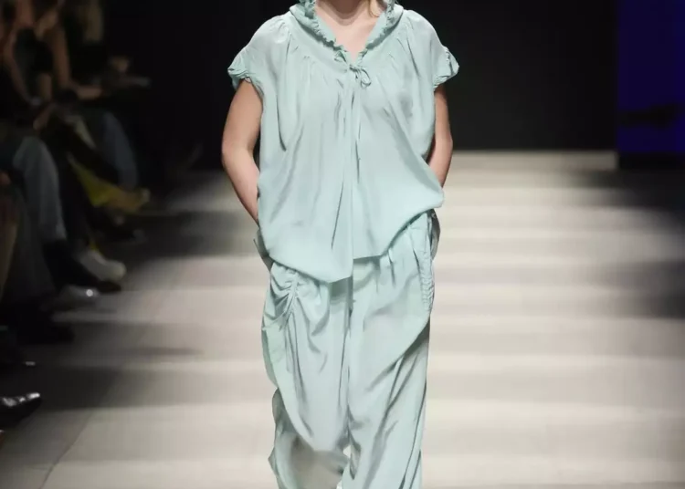 Anastasia Kostromitina, la modelo rusa que parece la "clon" de Erling Haaland