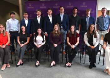 Graduados del Programa de Honores de Liderazgo Empresarial 2026