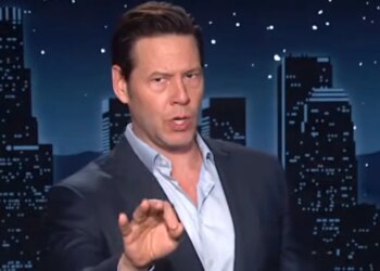 Ike Barinholtz Spots Exact Moment Chuck Schumer Farted On Live TV