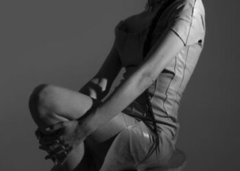 izah cantante entrevista
