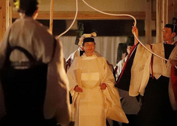 Japón enfrenta una profunda crisis real mientras las reglas impiden que las mujeres accedan al trono