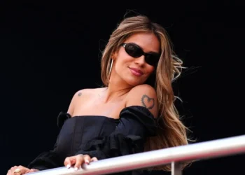 Karol G tendrá una estrella en el Paseo de la Fama de Hollywood: lista de artistas homenajeados