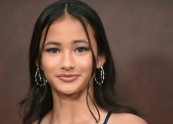 Kaylee Hottle, actriz sorda de 'Godzilla', muere a los 18 años tras un accidente automovilístico
