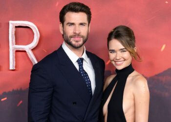 Liam Hemsworth y Gabriella Brooks en Londres en octubre de 2025Crédito: Karwai Tang/WireImage