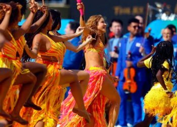 Madonna, Shakira, BTS y Justin Bieber encienden el descanso al estilo Super Bowl