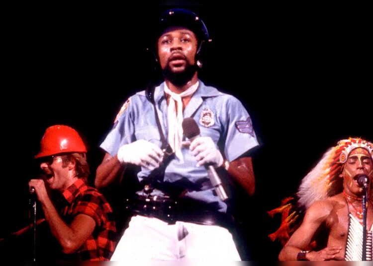 Muere cantante Víctor Willis, líder del grupo Village People, a los 74 años, un día antes de su cumpleaños | Espectáculos