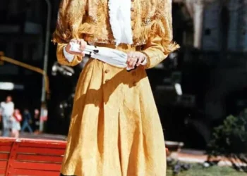 MANOLO ARJONA LOCOMIA LOCO MIA #Manoloarjona #Locomia (1).jpeg