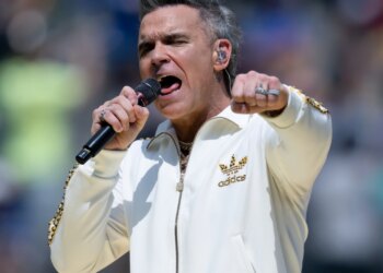 Robbie Williams, se sincera sobre sus adicciones: “cuando la gente sale de rehabilitación, normalmente vuelven otra vez y están seis meses y después vuelven a entrar gradualmente en la sociedad”