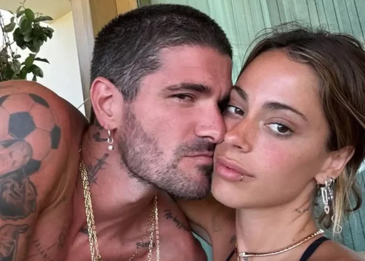 Rodrigo de Paul y Tini Stoessel