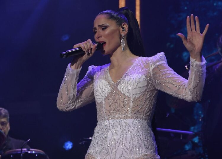Rosa López.
