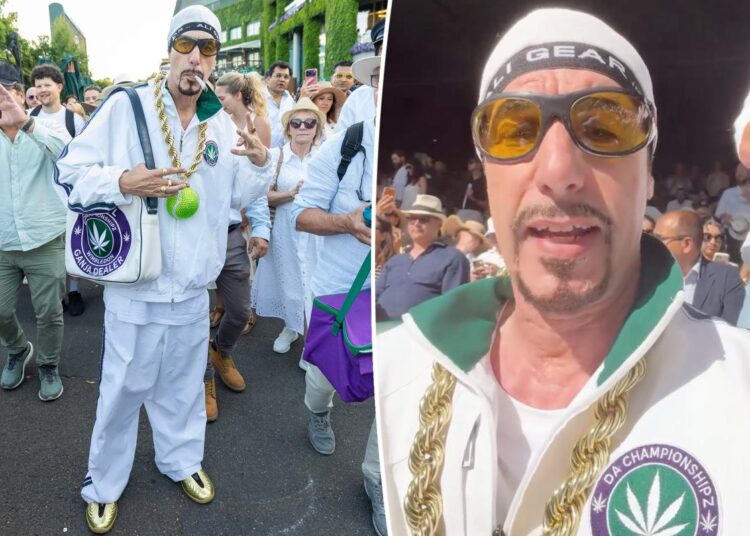 Sacha Baron Cohen aparece en Wimbledon vestido como el personaje icónico Ali G