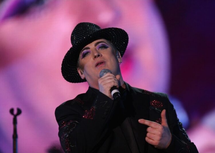Un ícono de los 80 lanzó una canción pro-Israel y hay polémica