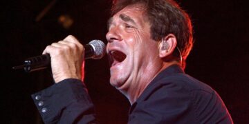 Un nuevo pasatiempo ayuda a Huey Lewis a afrontar el final de su carrera musical